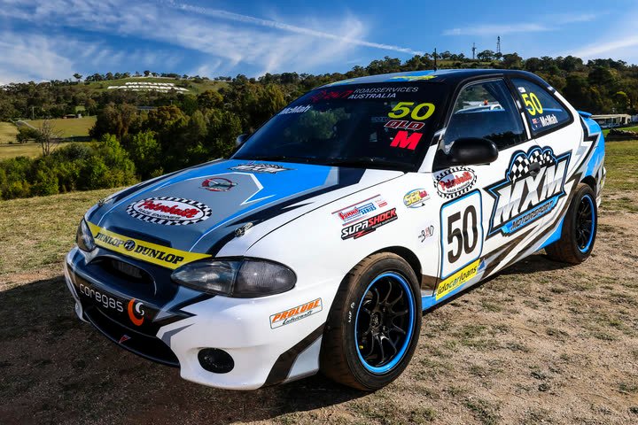 Car 50 at Mount Panorama, Bathurst