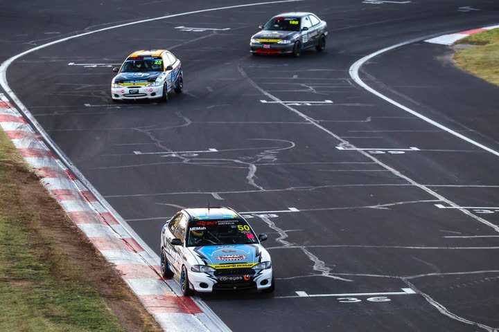 Car 50 at Mount Panorama, Bathurst